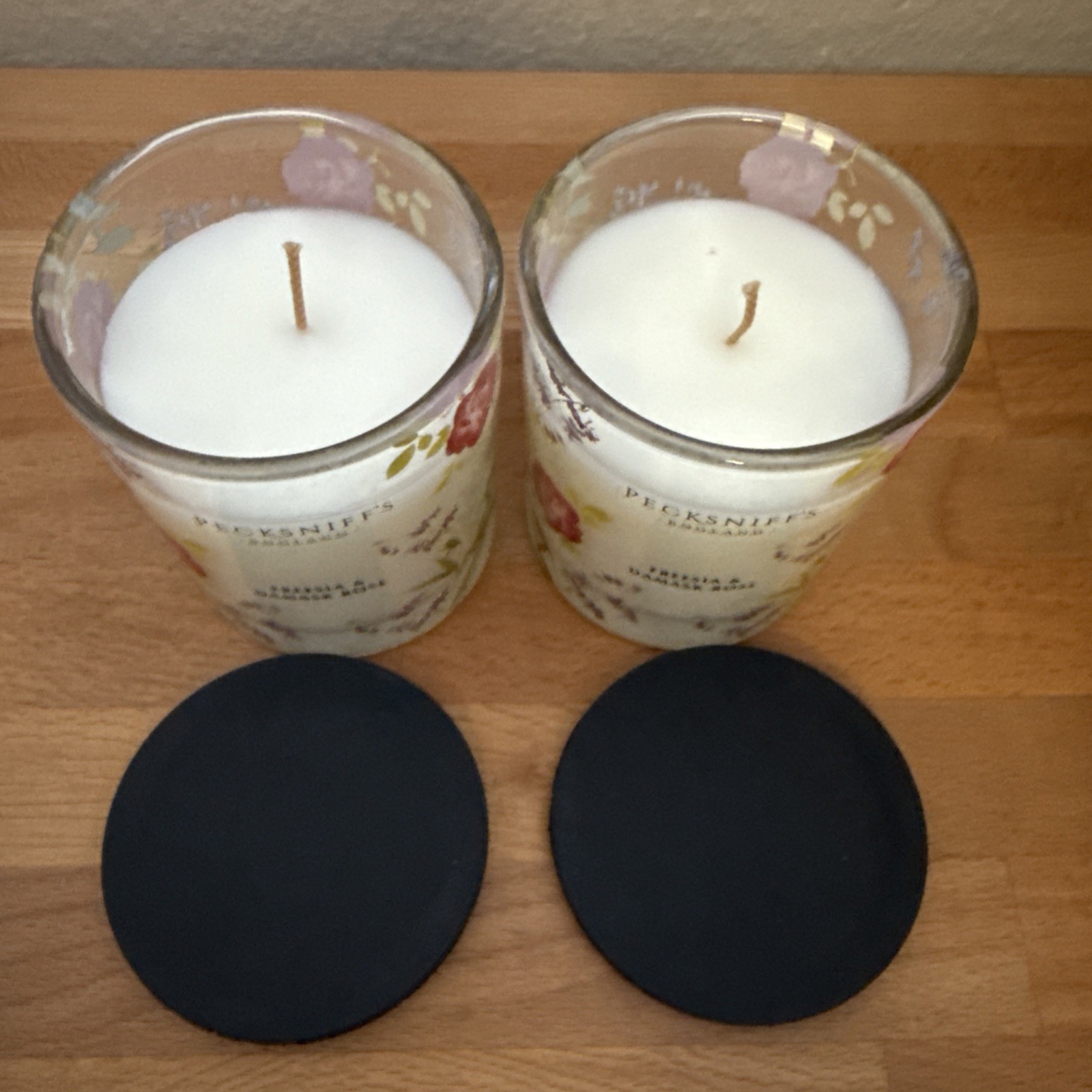 2X-Pecksniff’s Freesia & Damask Rose Candle 6.49oz New gallery