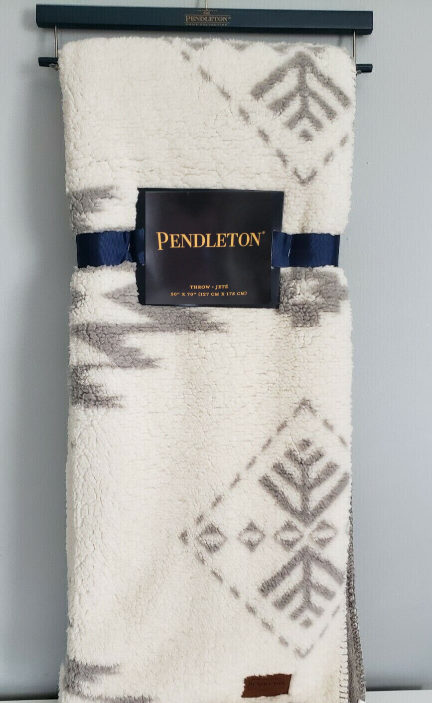 NEW Pendleton Icon Sherpa Aztec Throw Blanket Fleece 50x70 Cream Ivory Gray Back gallery