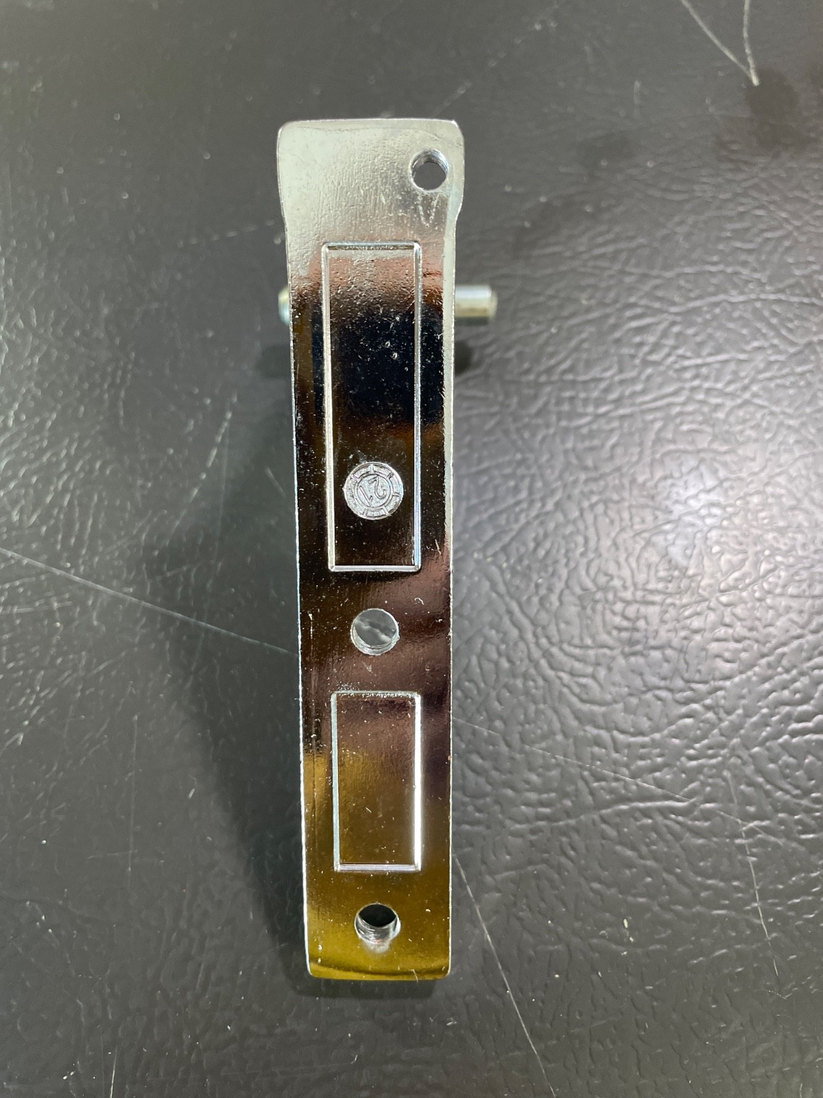 KitchenAid Refrigerator Center Hinge left hand, W11731965 OEM Part KRQC736RPS00 gallery