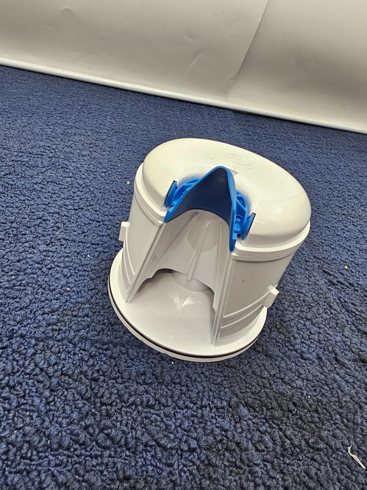 Falcon WaterTech Waterfree Urinal Cartridge White gallery