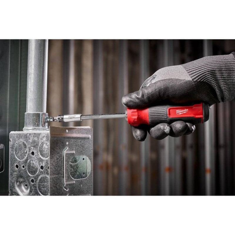 Milwaukee 27-in-1 Multi-Bit Combination Screwdriver gallery
