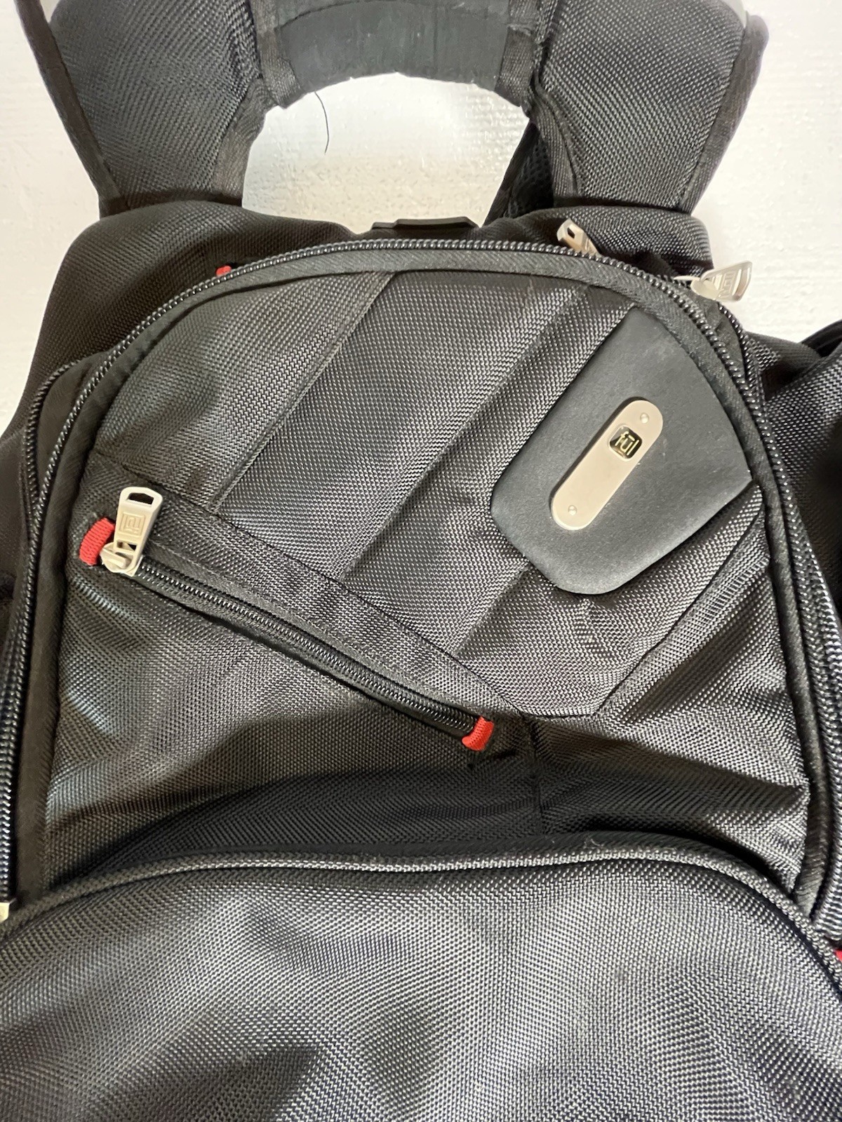 Fūl Black Laptop Backpack Adjustable Straps Multiple Compartments Red Trim 2