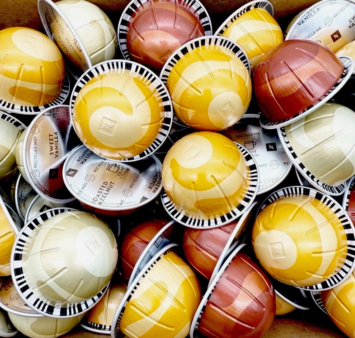 Nespresso Vertuo Sweet Vanilla / Golden Caramel / Roasted Hazelnut 60 pods LOOSE gallery
