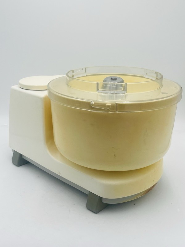 Bosch Universal Mixer 0 710 012 101 BASE AND Bowl Works DISCOLORED gallery