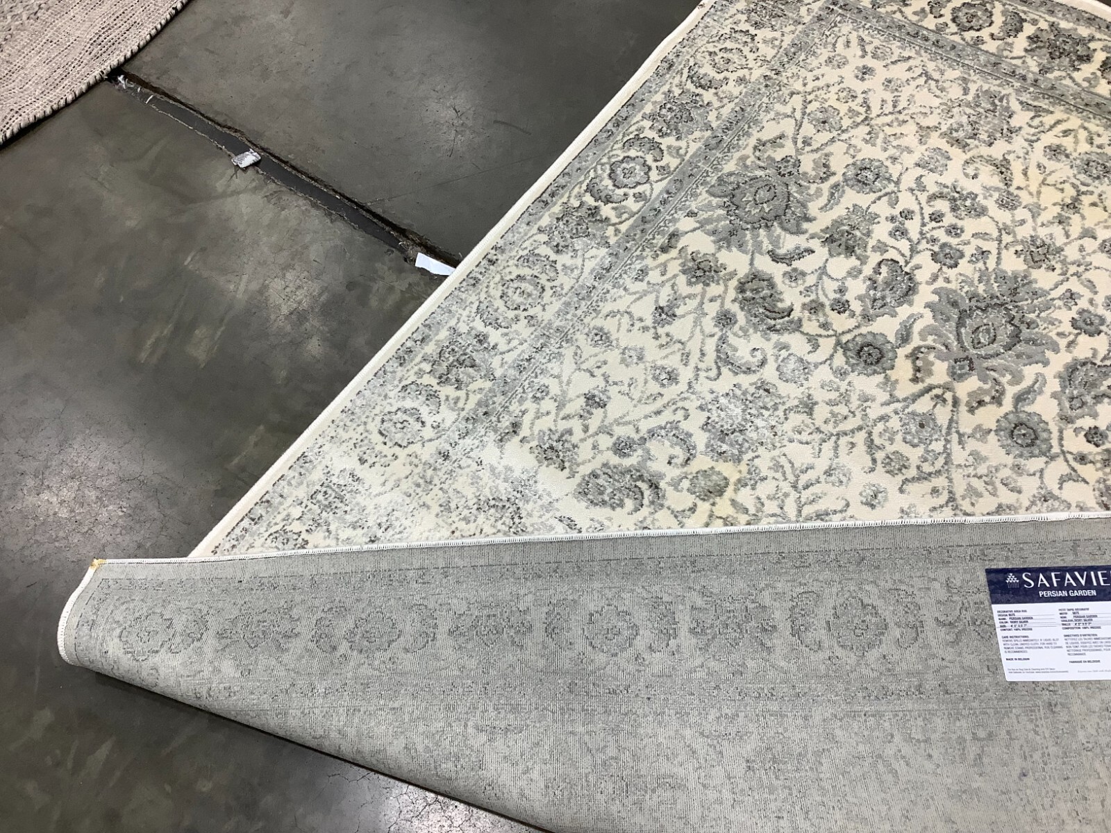 IVORY / SILVER 4'-0" x 5'-3" Flaw in Rug, Reduced Price 1172677703 PEG607E-4 gallery
