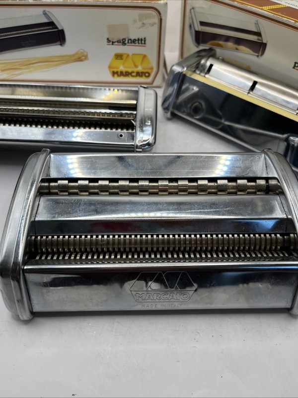 Marcato Spaghetti & Pappardelle Attachment for Atlas 150 Pasta Machine Silver gallery