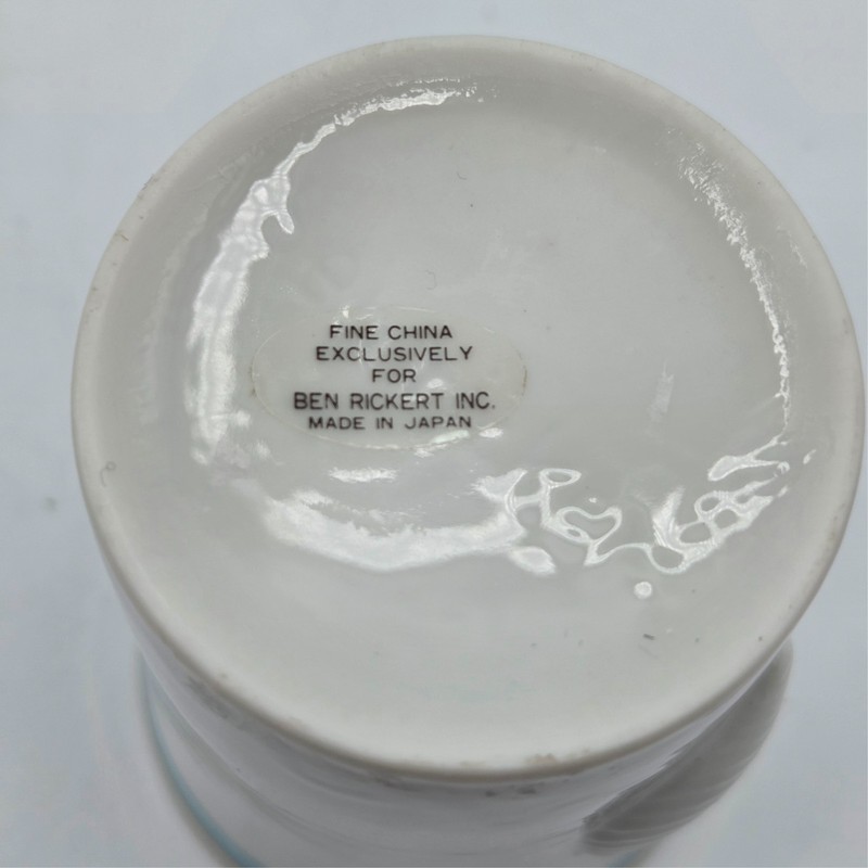 Ben Rickert Seashell Soap Dish and Tumbler White with Blue Gold Trim BEACH gallery