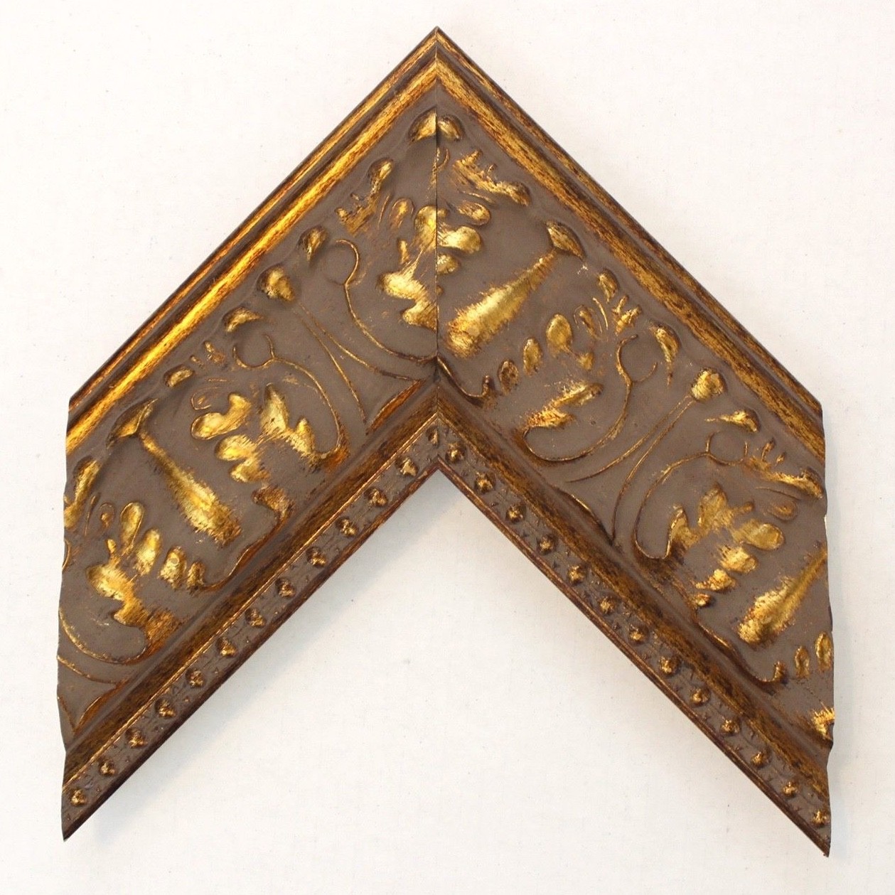 3 1/2" Readymade Picture Frame (Classic Roman Gold) gallery