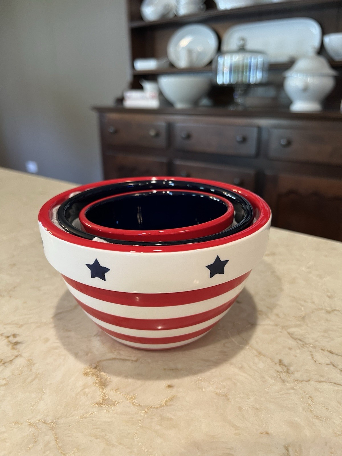 Terramoto Ceramic Nesting Bowls - Set of 3 - July 4 Patriotic Colors With Stars gallery