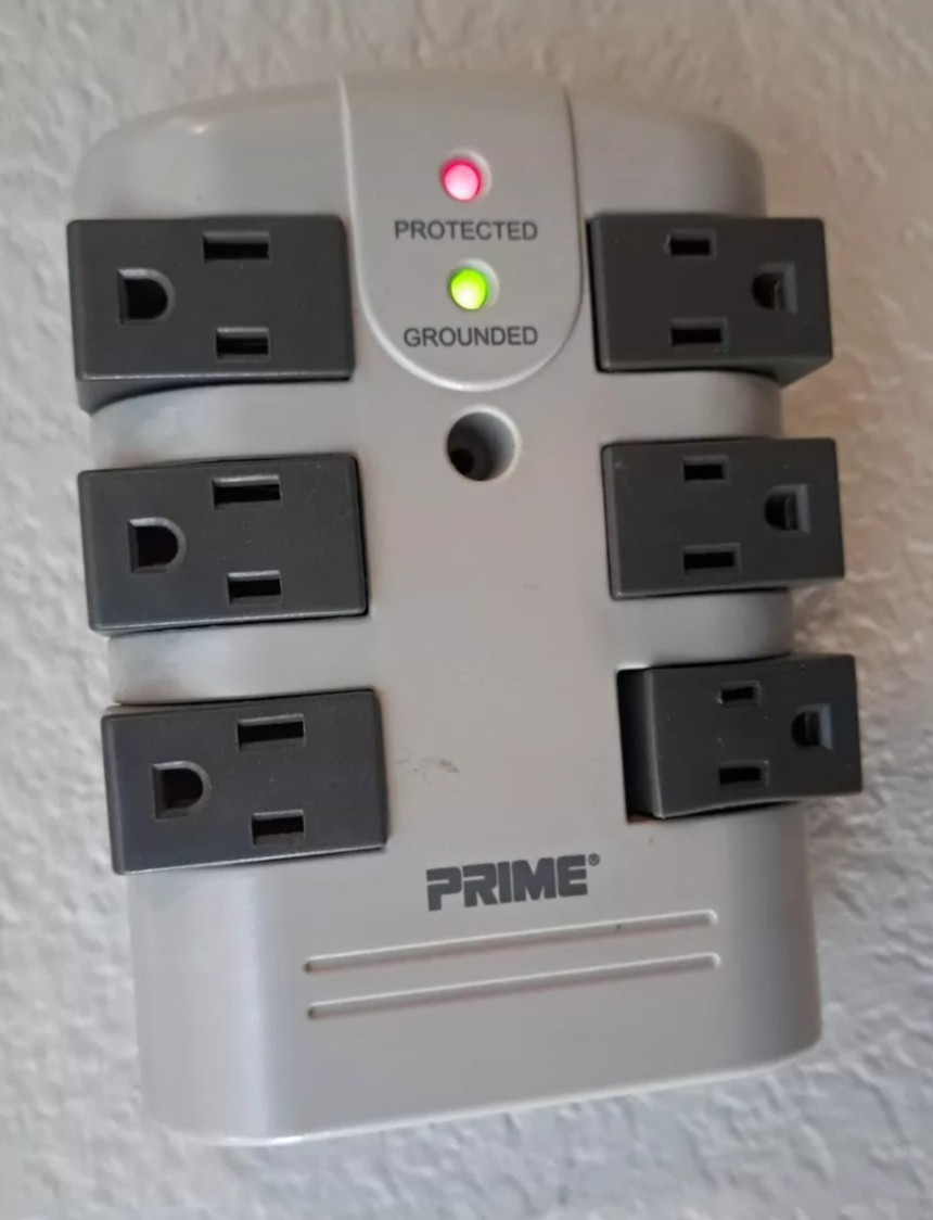 6-Pack Prime PB503105 Rotating 6-Outlets 120V/15A/60Hz/1800W/2160J Surge Protect gallery