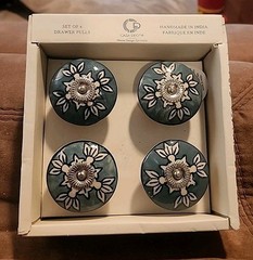 Casa Decor 4 Drawer Cabinet Knobs Set Blue Silver Off-white Floral Ceramic NEW F