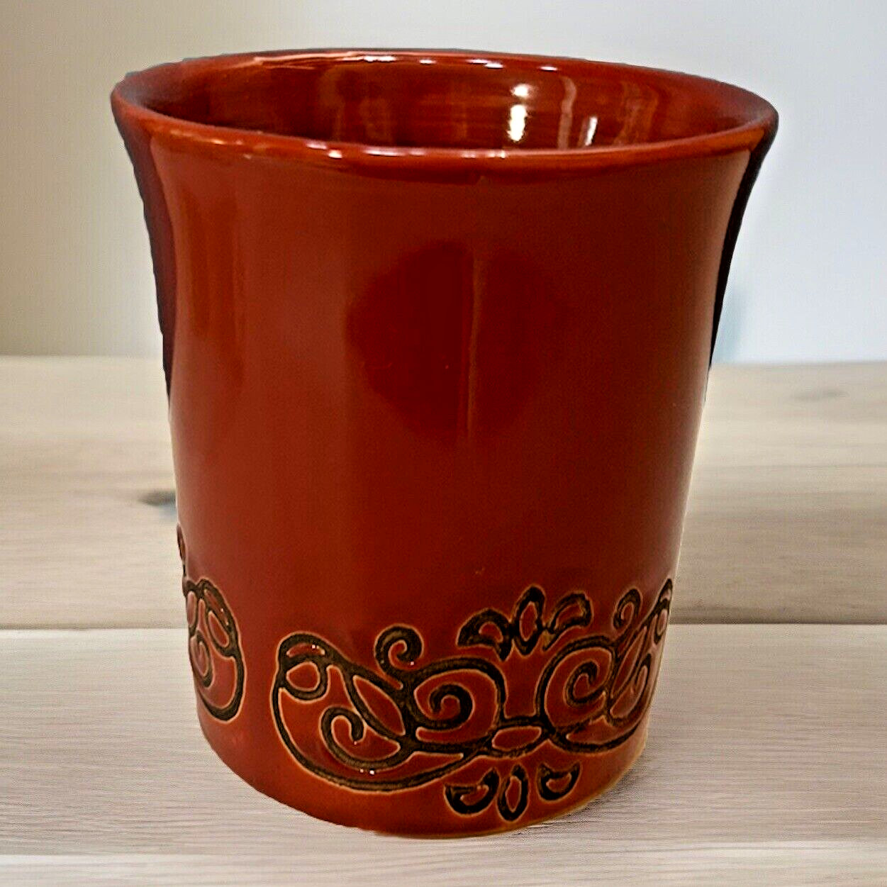 Gray/Green on Red ~ Embossed Ceramic Jar/Holder ~ Utensils ~ Felt Footed {ja] gallery