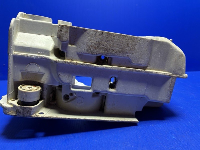 STIHL MS210 MS230 MS250 CHAINSAW CRANKCASE / TANK 1123 021 0800----41 gallery