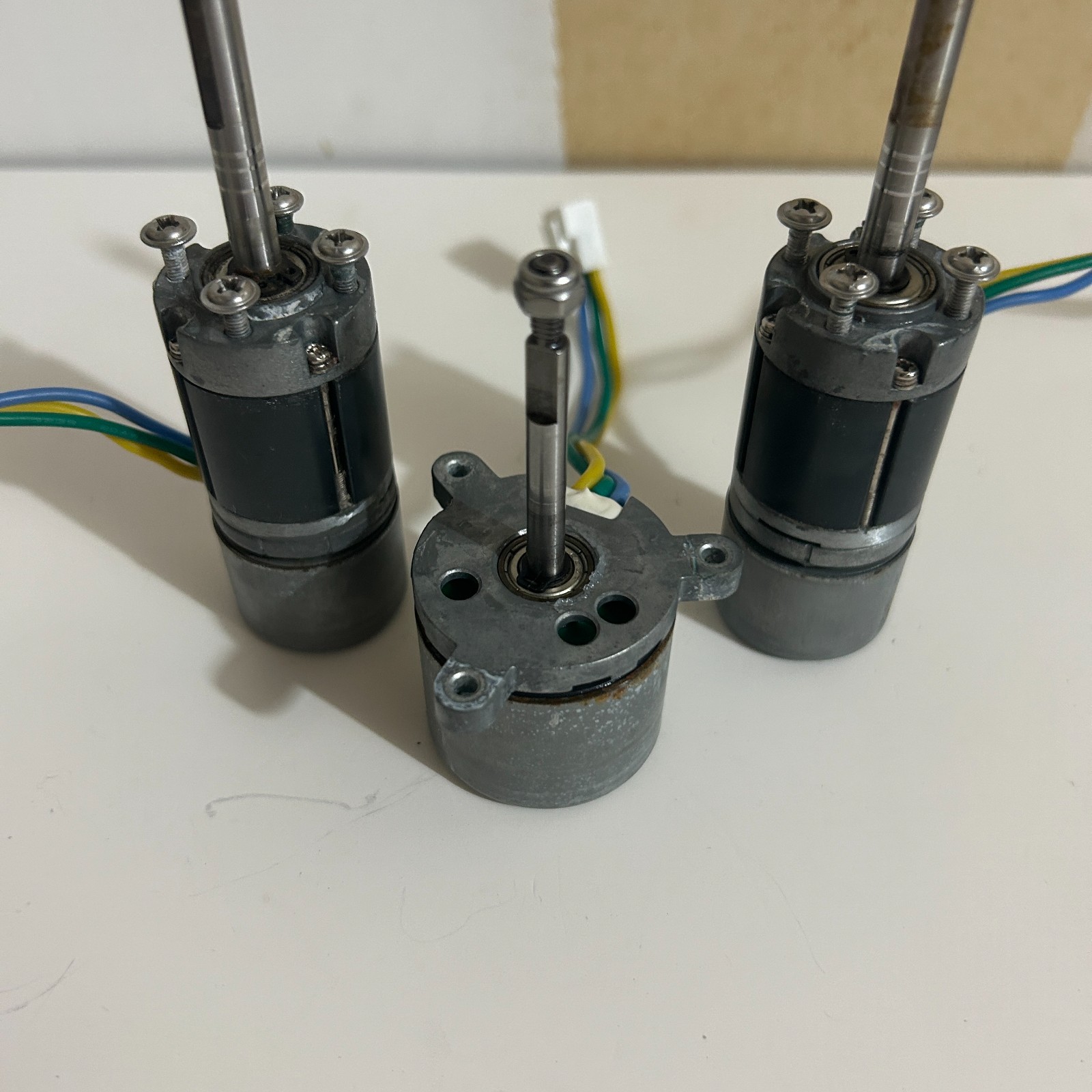 Replacement Motors for Seauto SAT20PRO Cordless Robotic Pool Cleaner gallery