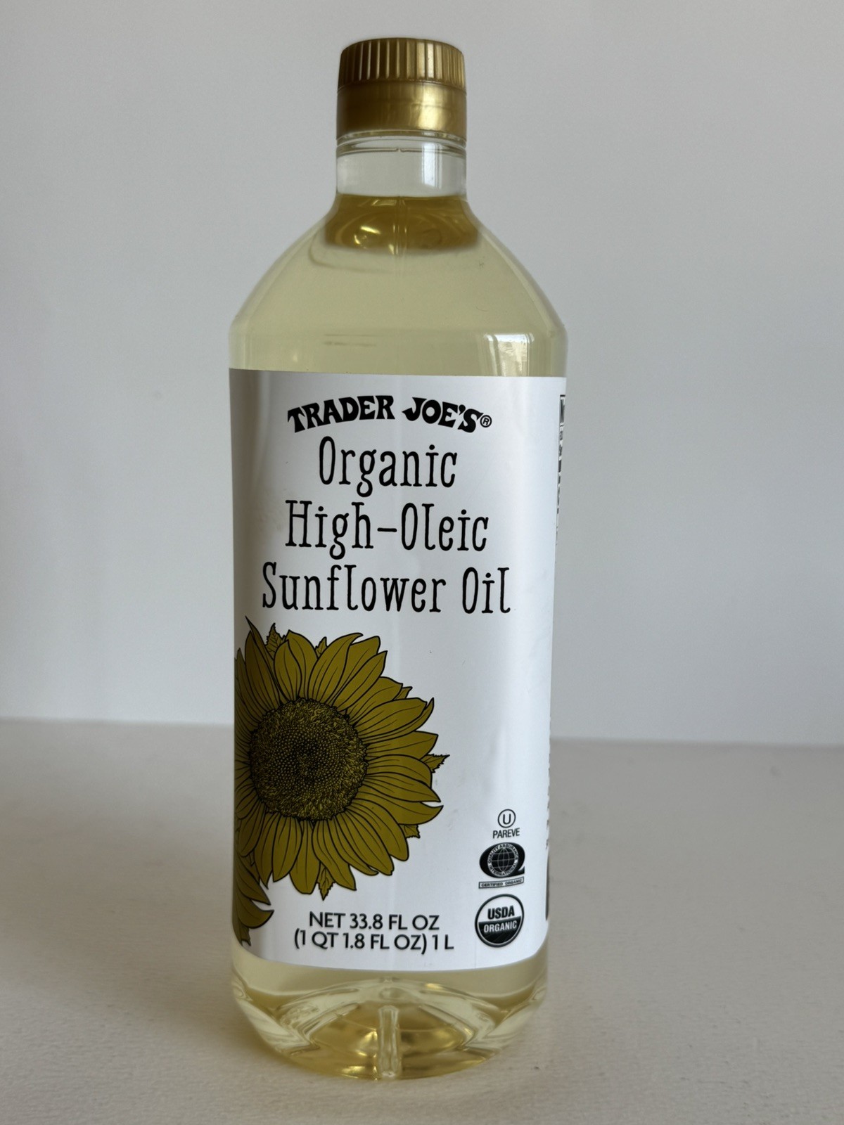 Trader Joe’s Organic High - Oleic Sunflower Oil 33.8 fl oz/1L🌻 Expire: 09/2027 gallery