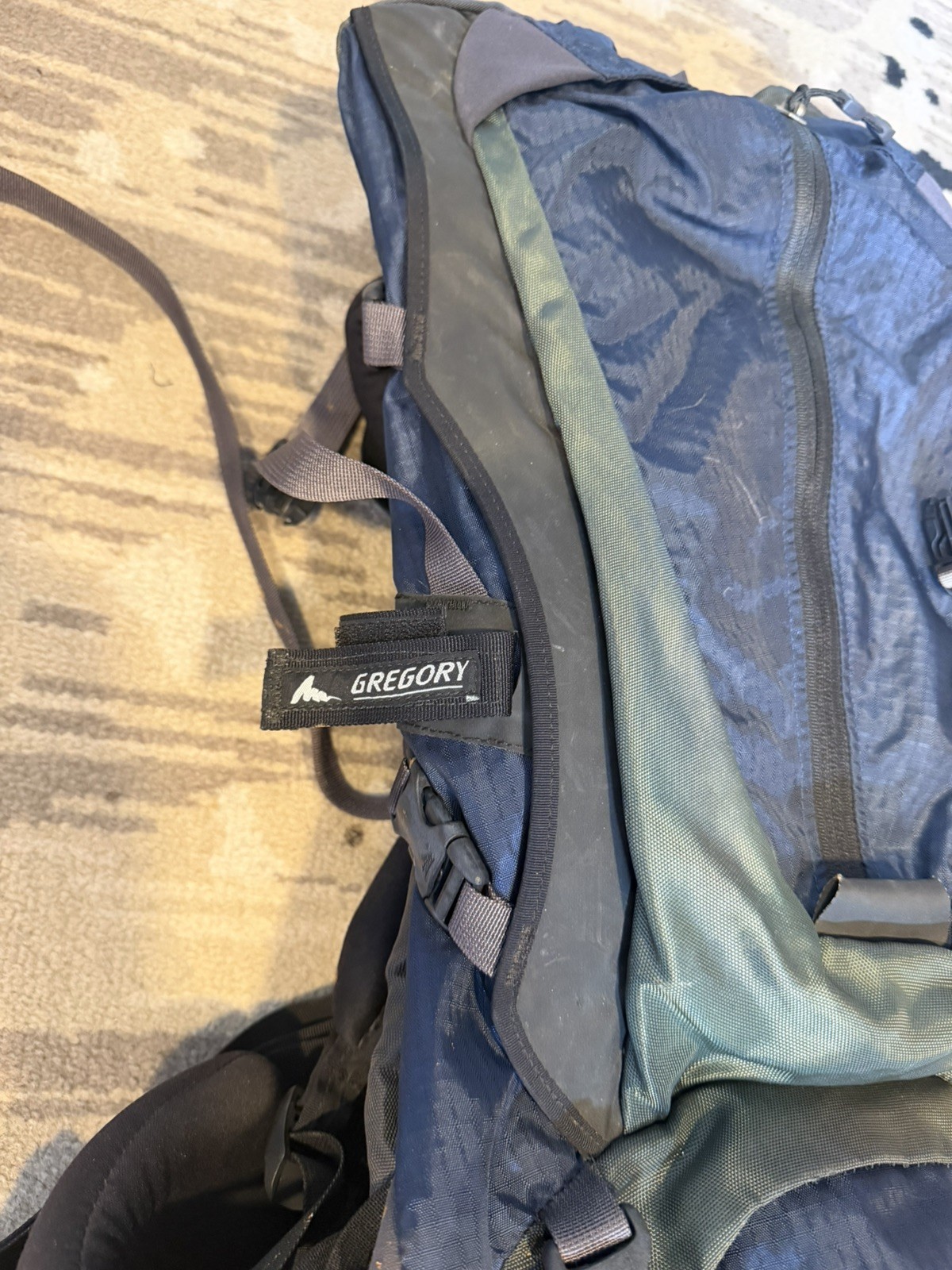 Gregory Triconi 60 Weekend Hiking Backpacking Pack Medium Internal Frame  4