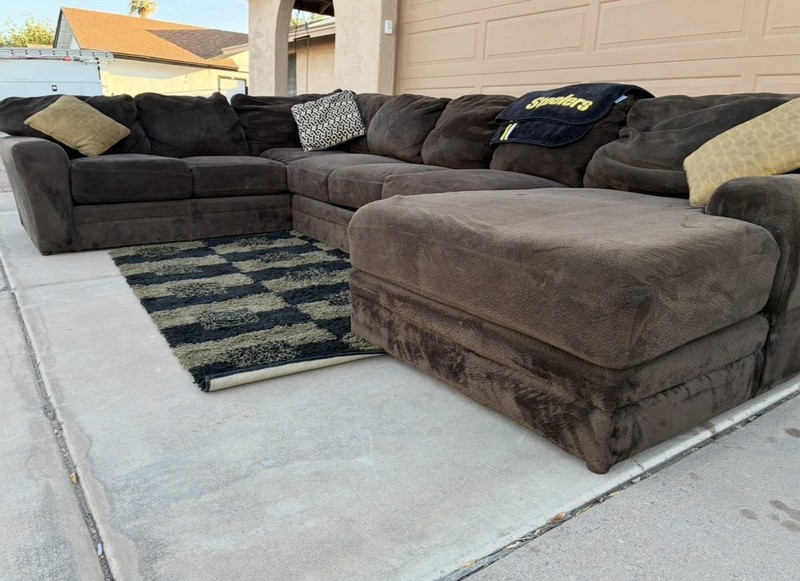 Brown Solid Fabric Sectional Sofa/Couch Right Chaise Traditional Round Arm gallery