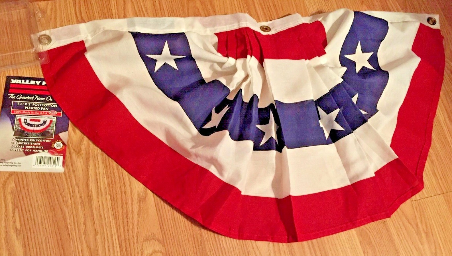 Valley Forge 1.5" x 3" Polycotton Pleated Fan Banner USA Flag gallery