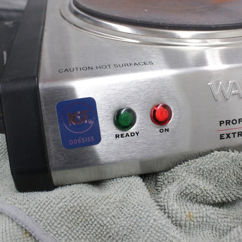 Waring Professional Extra Burner Model SB30 - 120V AC 60Hz 1300W gallery