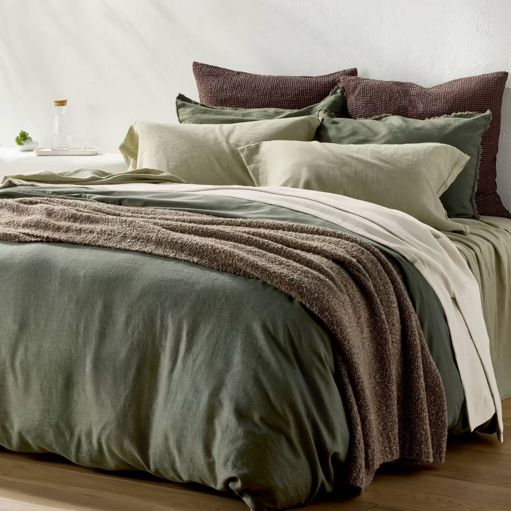 King 100% Linen Sheet Set Light Olive Green - Casaluna gallery