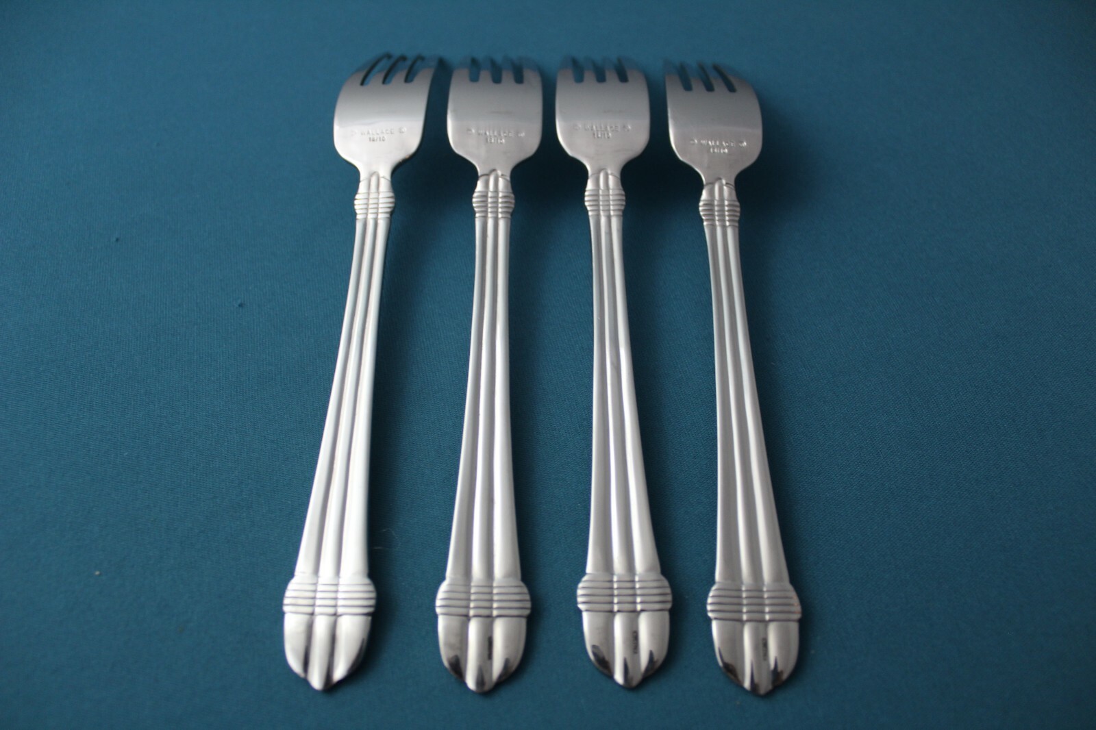 Wallace CONTINENTAL REGENCY Dinner Forks (Set of 4) Glossy 18/10 Ribbed 7 3/4" gallery
