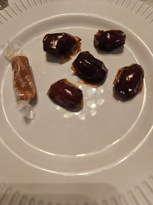 Organic Dates gallery
