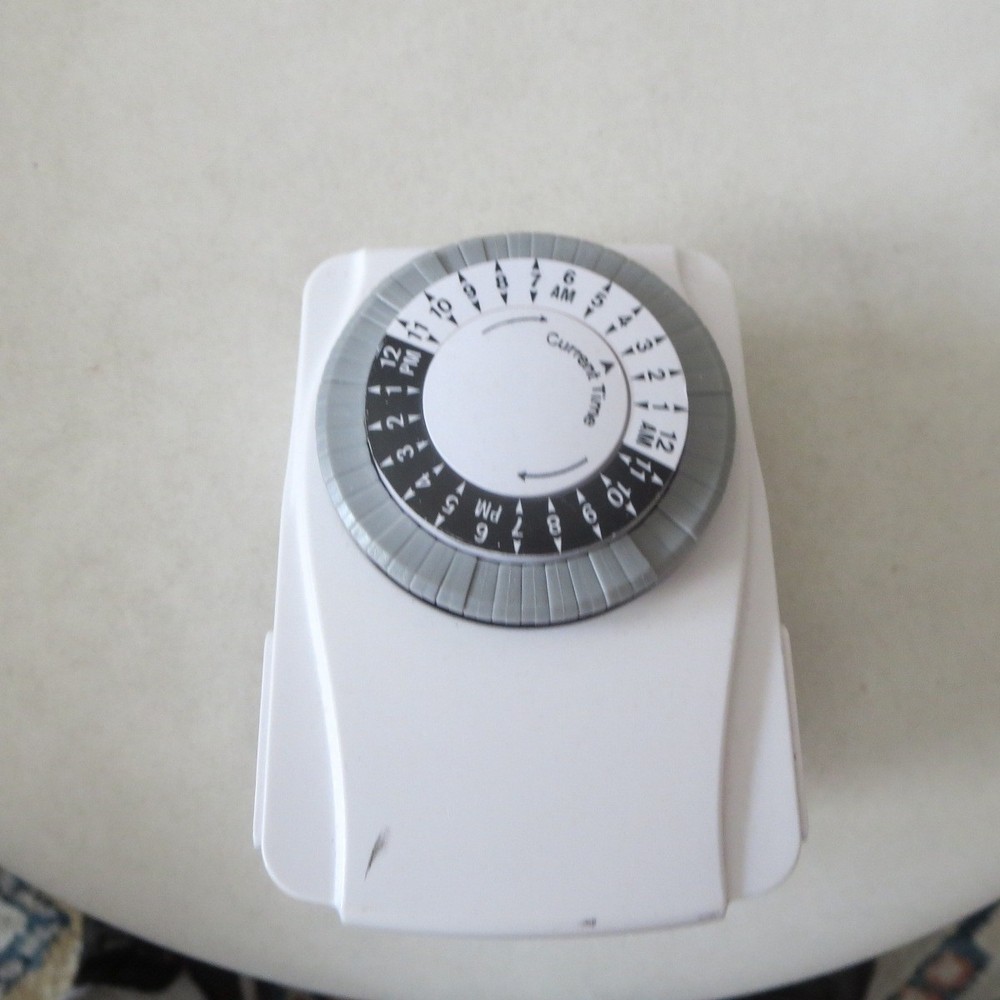 PRIME 24 Hour Programming Timer For indoor use only # uttn12423