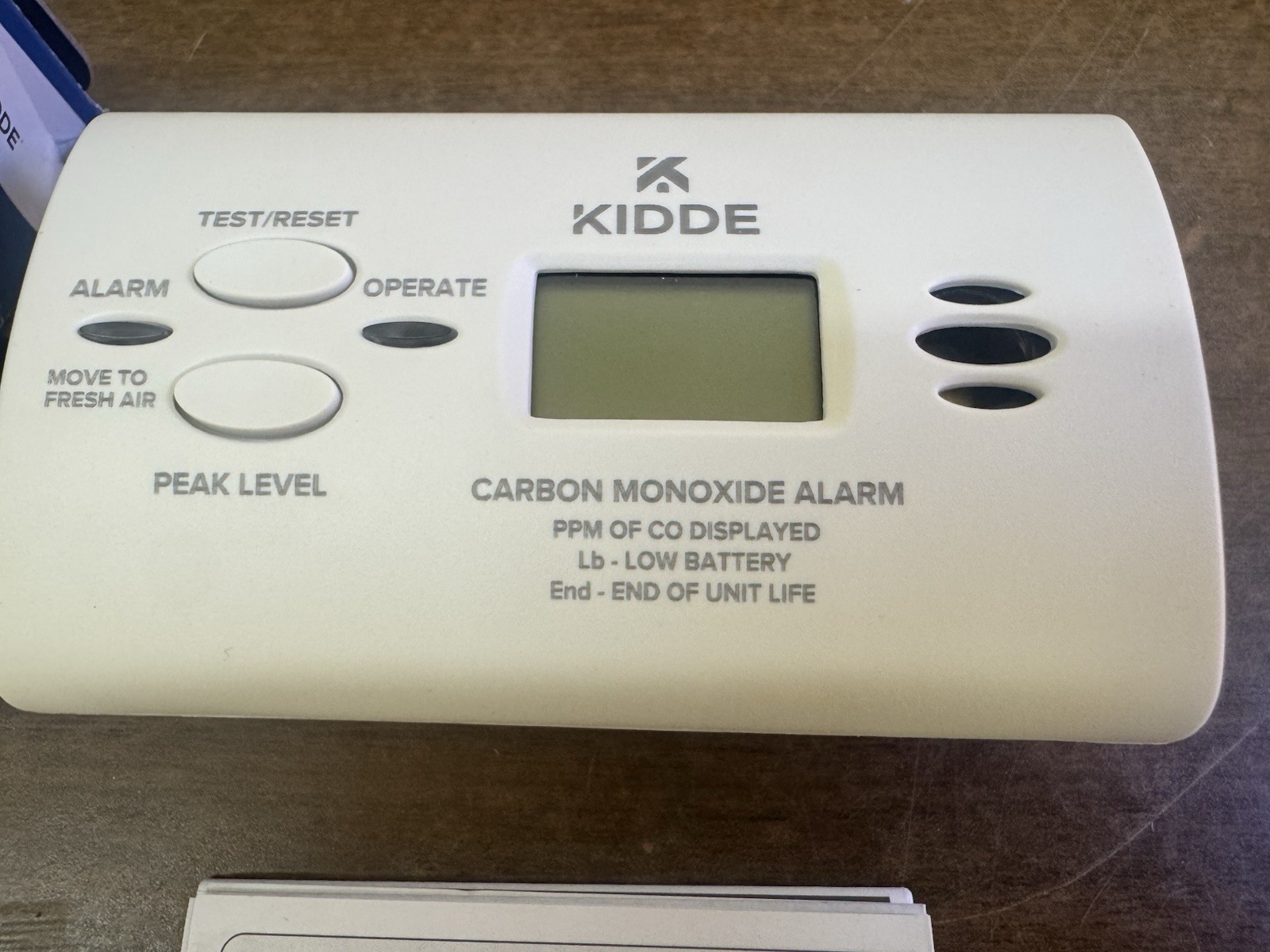 Kidde Carbon Monoxide Alarm, Electrochemical Sensor, 85 dB 10 ft Audible Alert gallery
