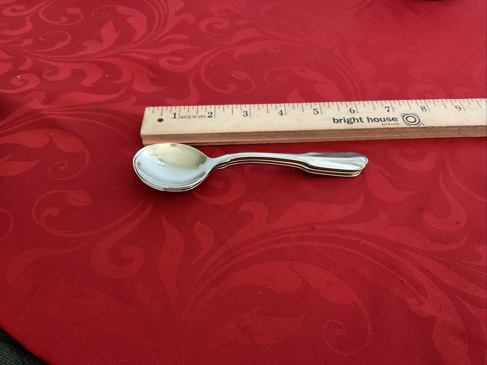 Oneida Community 18/8 stainless Ridgecrest 3 round bowl soup spoons 5 7/8" NM... gallery