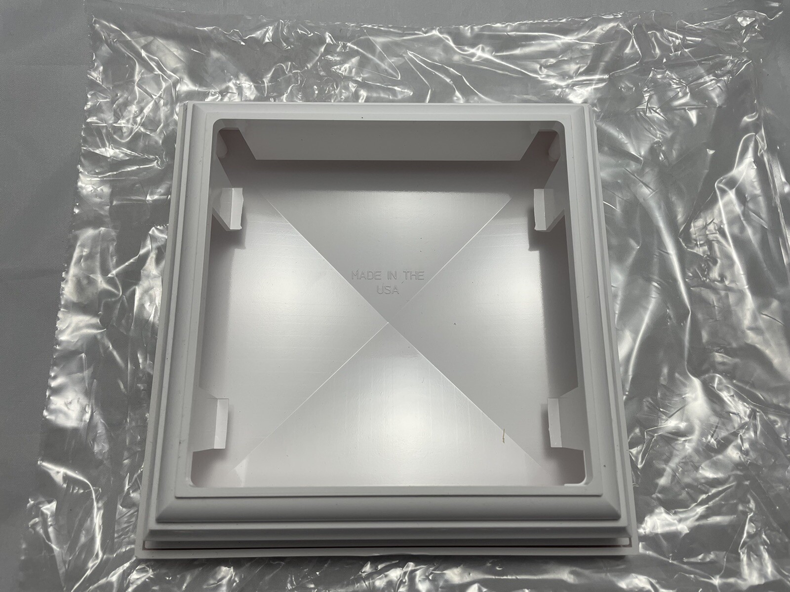 5"x 5" New England White Vinyl Post Cap (Single Pack) gallery
