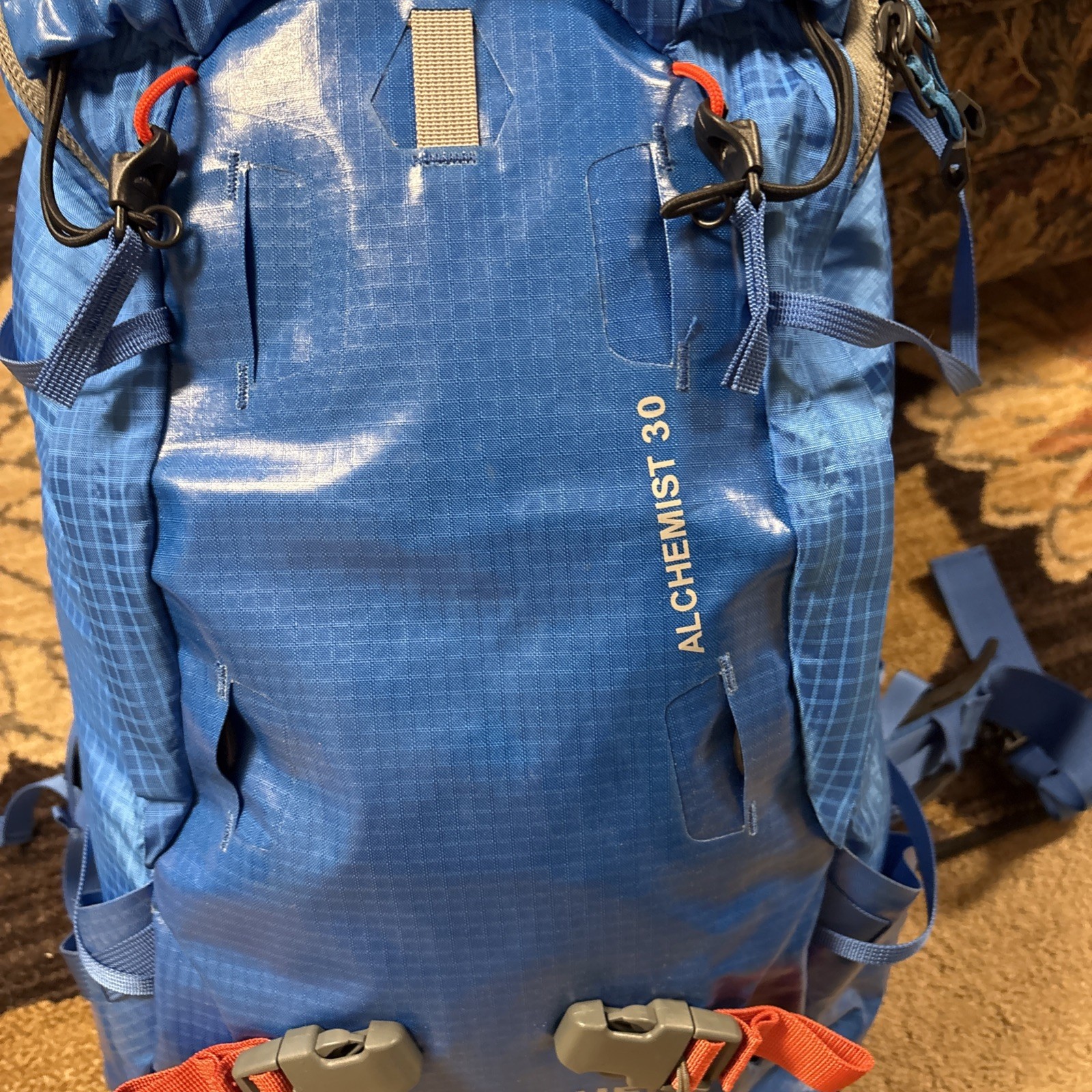 Eddie Bauer 40L Alchemist First Ascent Backpack Camping Hiking pack 2