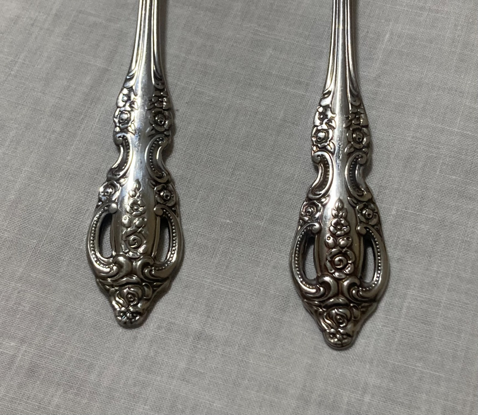 Oneida RENOIR PEMBROOKE Stainless Serving Spoon SSS Oneida Canada Glossy Set 2 gallery