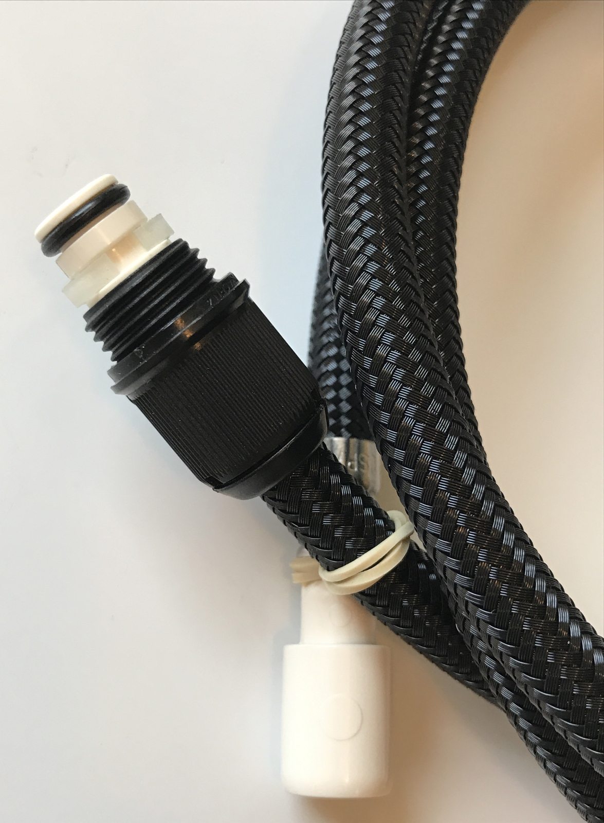 Delta Kitchen Faucet 62" Replacement Hose For Pull Out Spray Wand RP62057 New gallery