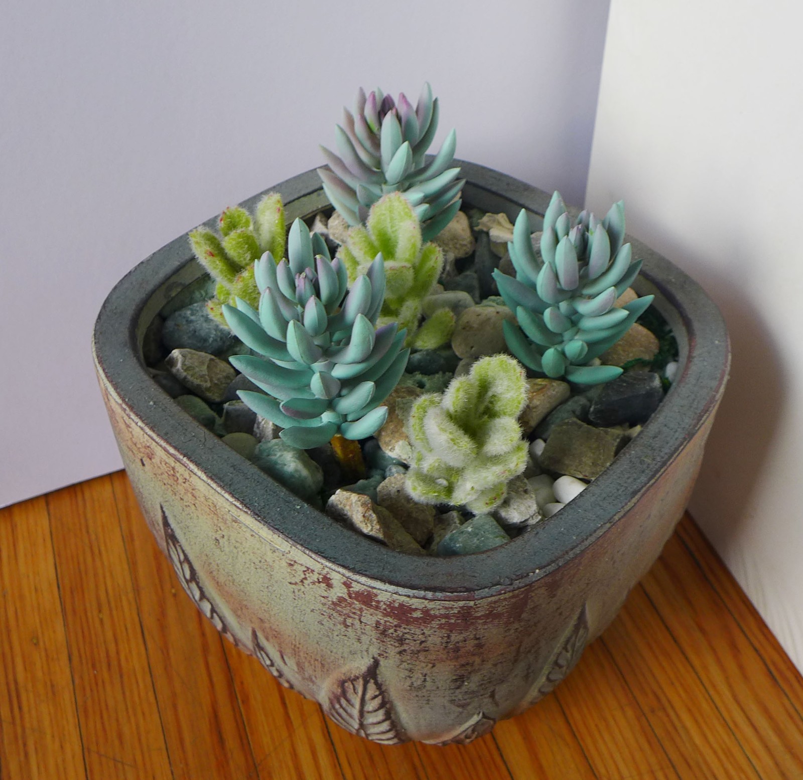 Set of 6 Pieces Small Artificial Flocking Grass And Yacon Plants (Gray) gallery