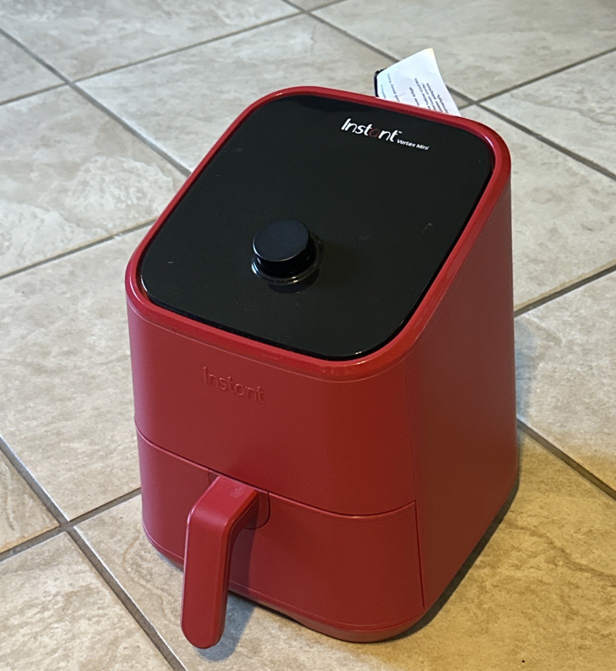 Instant Vortex Mini 2-Quart Air Fryer Vibrant Red EUC No Box gallery