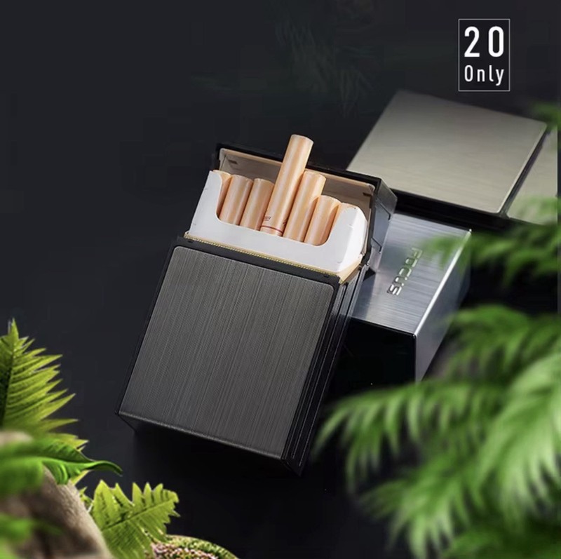 FOCUS Silver 20 Cigarette Case with lighter. A - 11 gallery