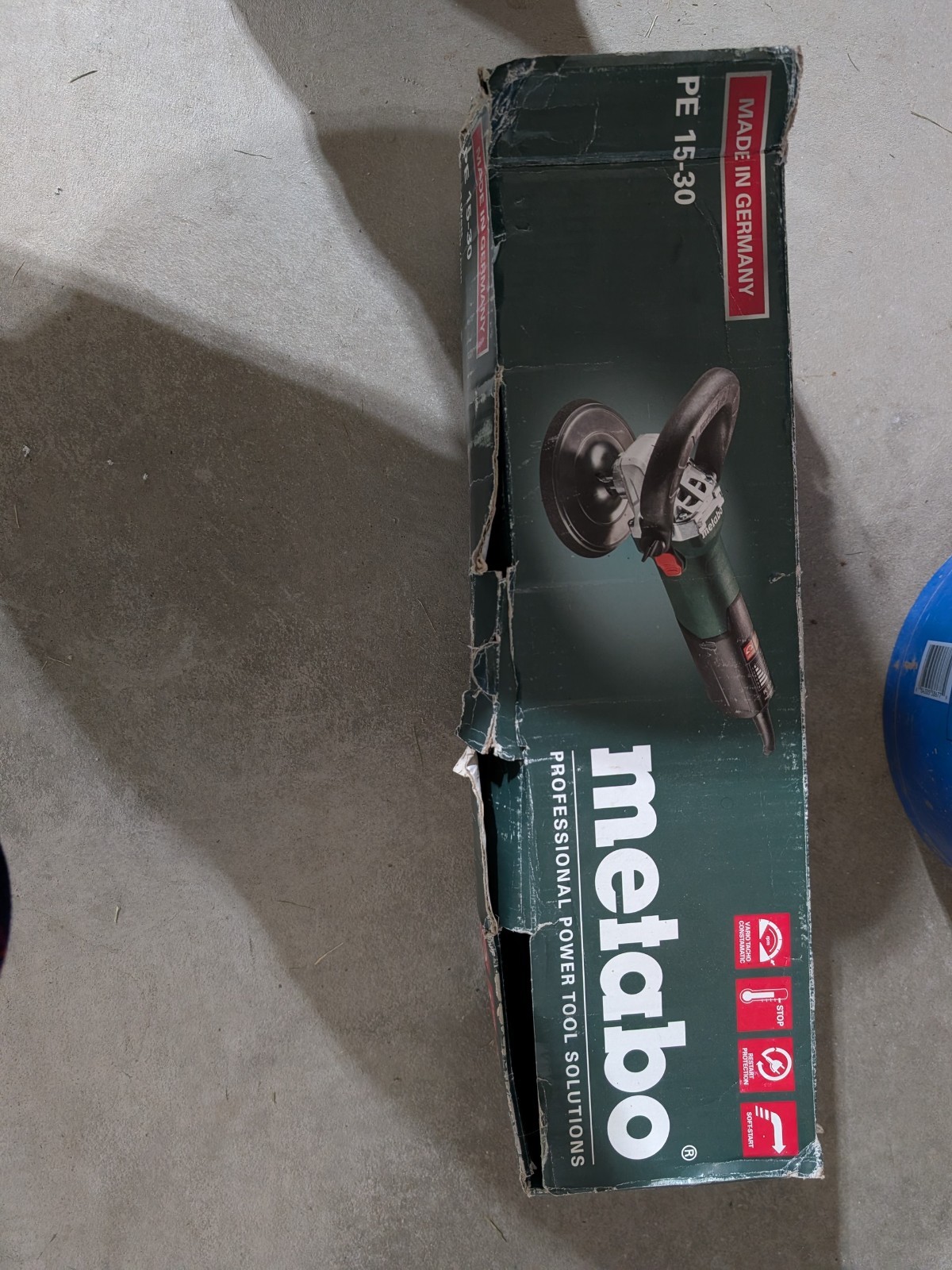 Metabo 7-Inch Variable Speed Polisher PE 15-30 615300420 Green gallery