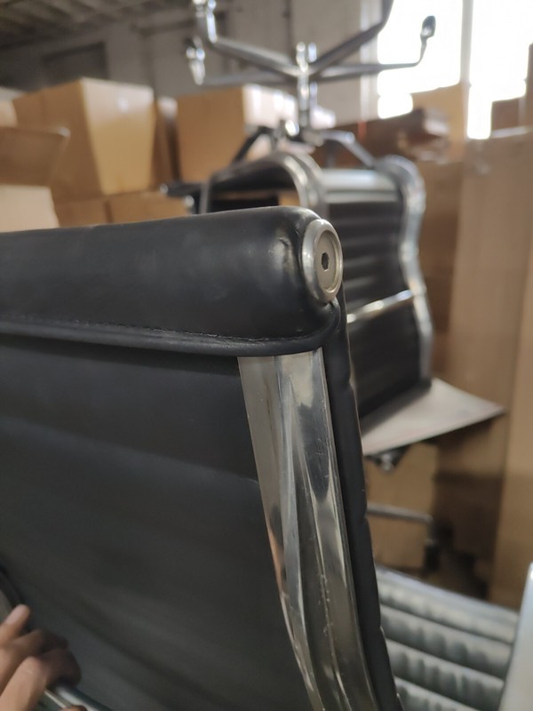 1992 Eames Herman Miller High Executive Aluminum Group Desk Chair leather EA337 gallery
