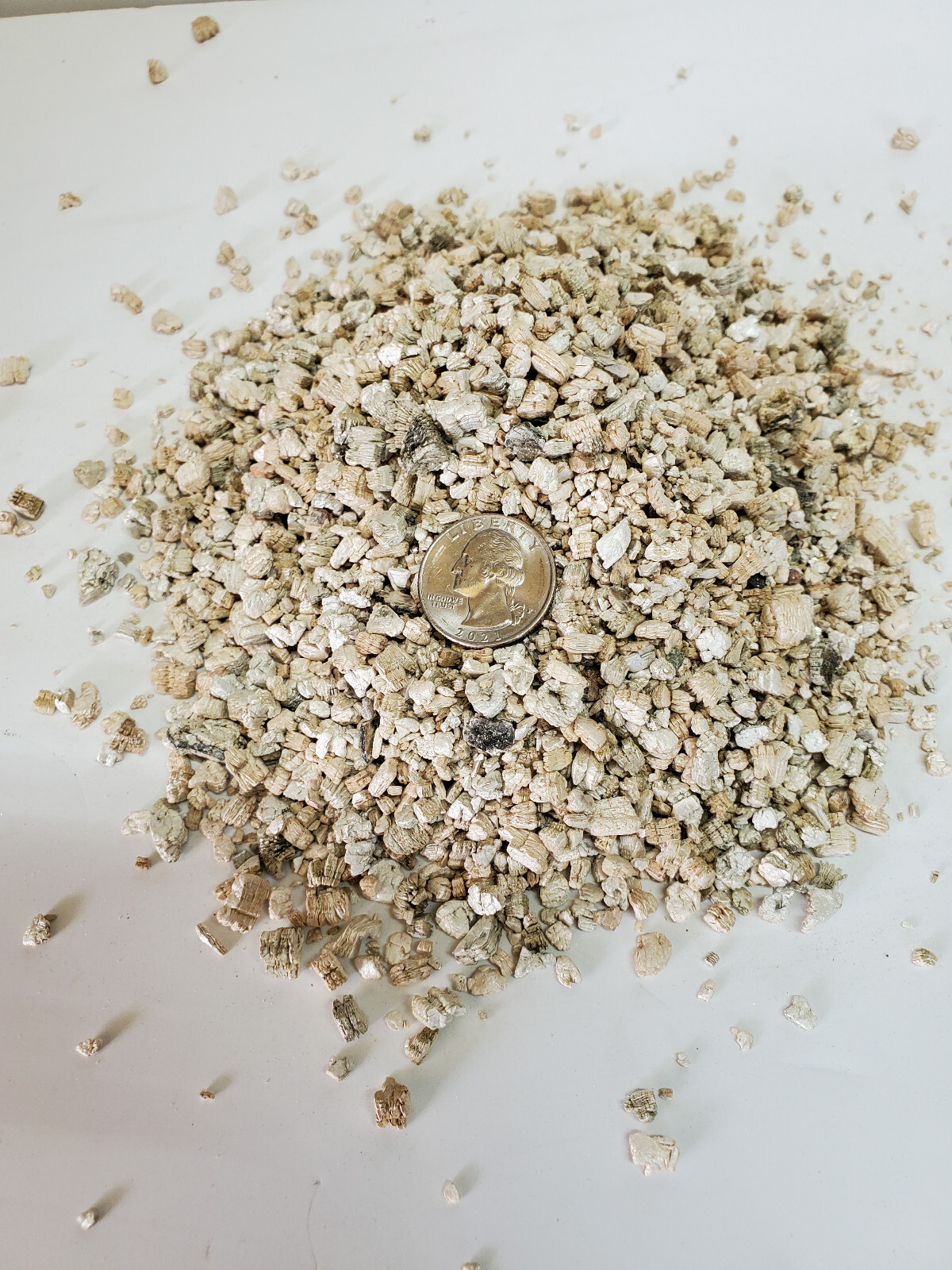 SUPER COARSE GRADE VERMICULITE FOR SEED STARTING, ETC gallery