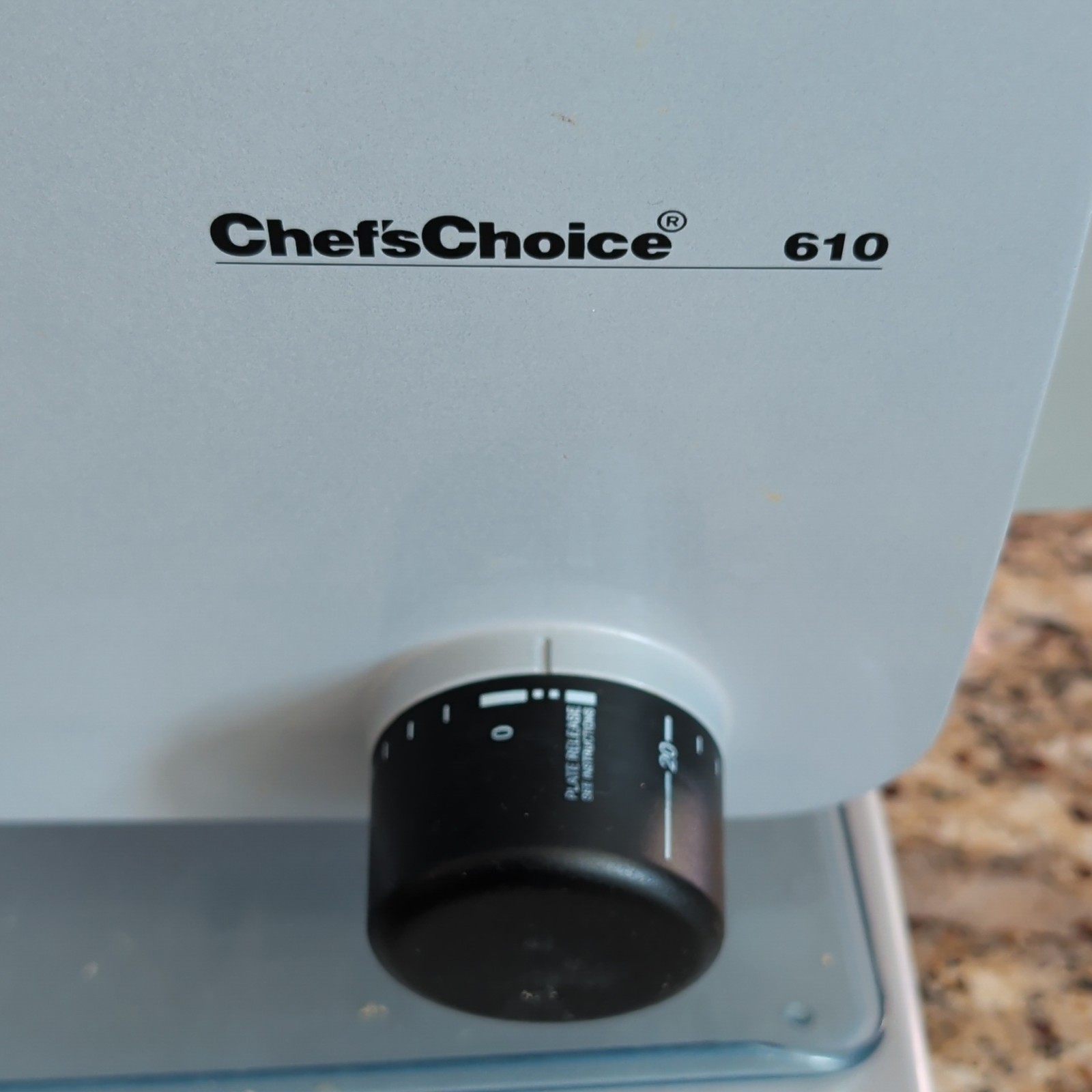 Chef'sChoice 610 Electric Adjustable Food Slicer 6" Blade White/Silver gallery