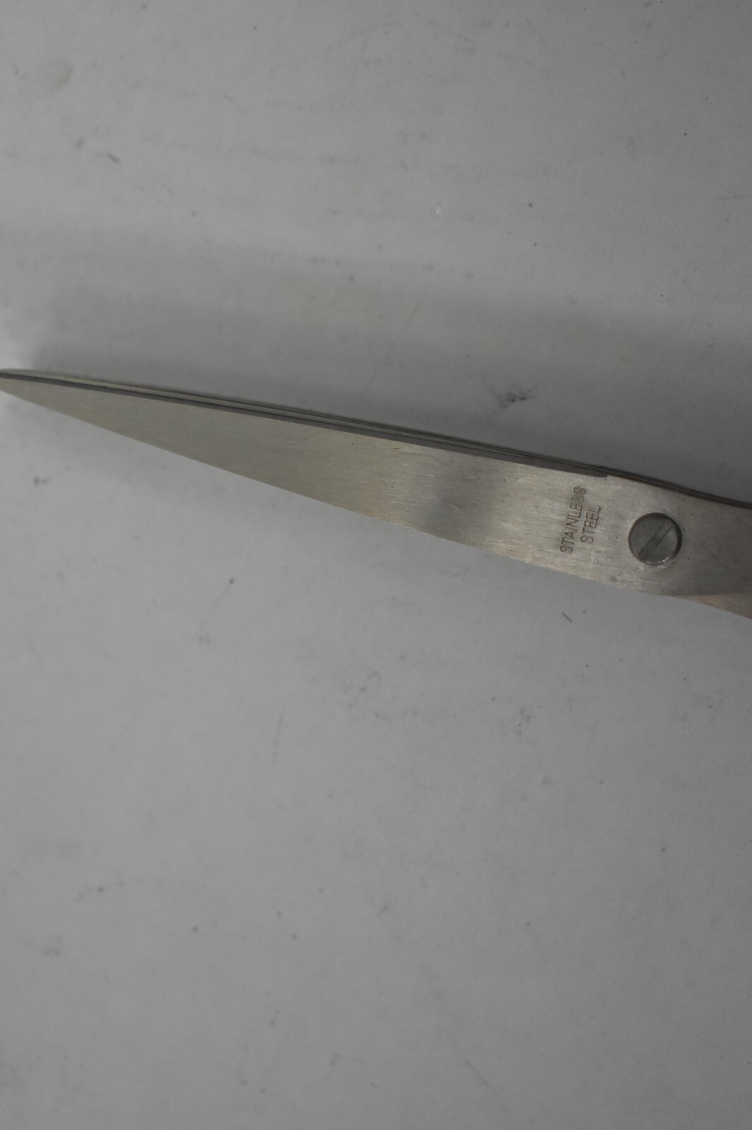 Fox Valley Traders Shredder Scissors Red Handle Multi Use Tool Cutter 316162 gallery