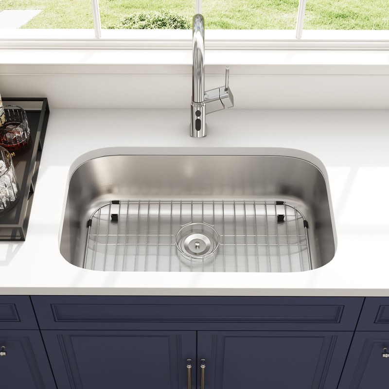 Quikore 32 Inch Undermount Kitchen Sink with Basket Strainer ＆ Bottom Grid gallery