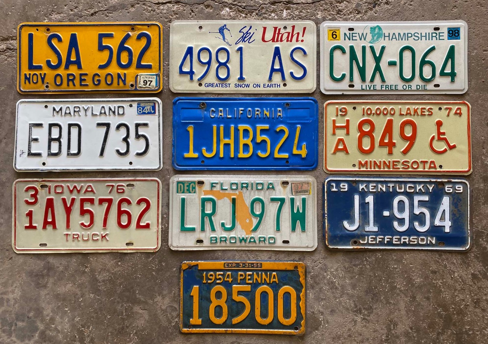 Vintage Craft Mixed State Decorator Flea Market License Plate Lot 1954 to 1998 gallery