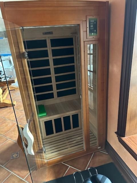 Golden Designs Dynamic Barcelona Infrared Cabin - Brown (DYN-6106-01) gallery