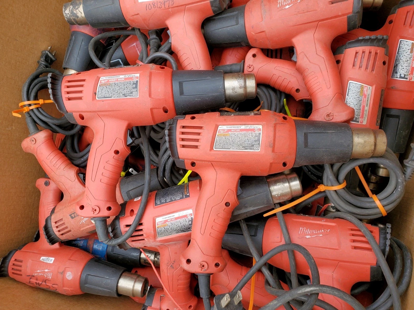 1 EA. Milwaukee Tool 8975-6 Dual Temperature Heat Gun Tested VG Condition gallery