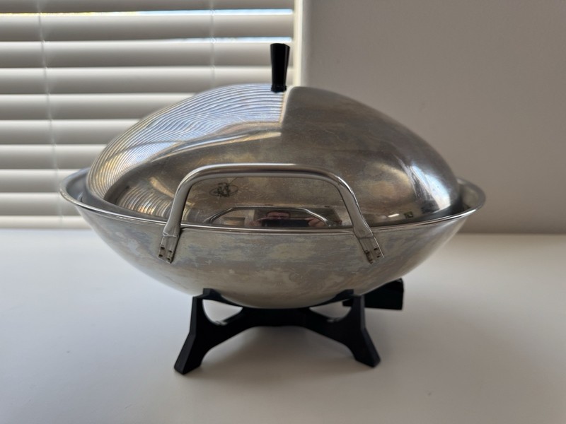 Farberware Electric Wok Model 303 with Lid & Steamer Tray – Tested Works gallery