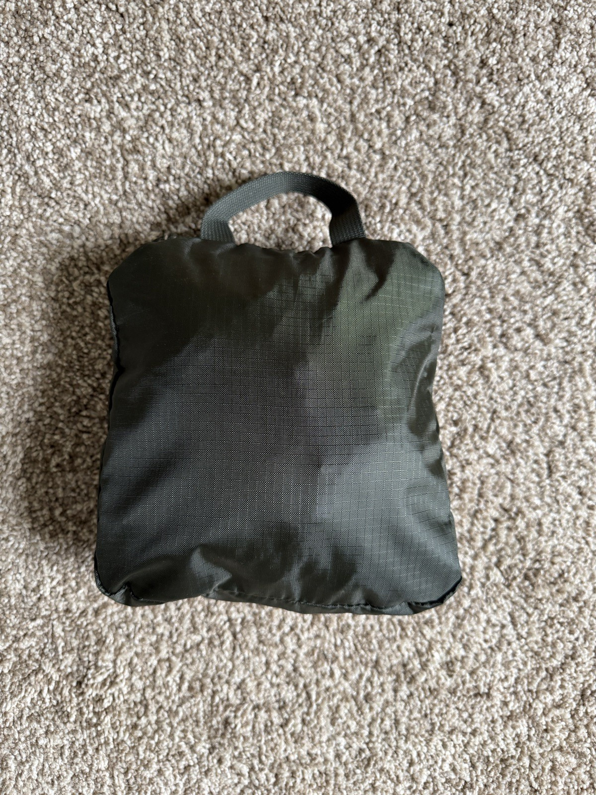Eddie Bauer 20L Stowaway Ruck Pack Dark Forest  100% Polyester 2