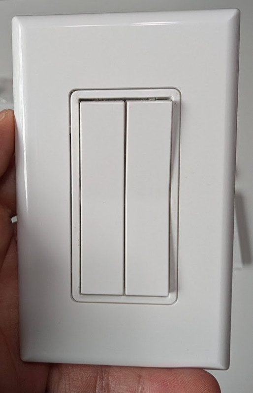 RunLessWire Click for Philips Hue Battery-Free Light Switch 3-Pack + Bridge gallery
