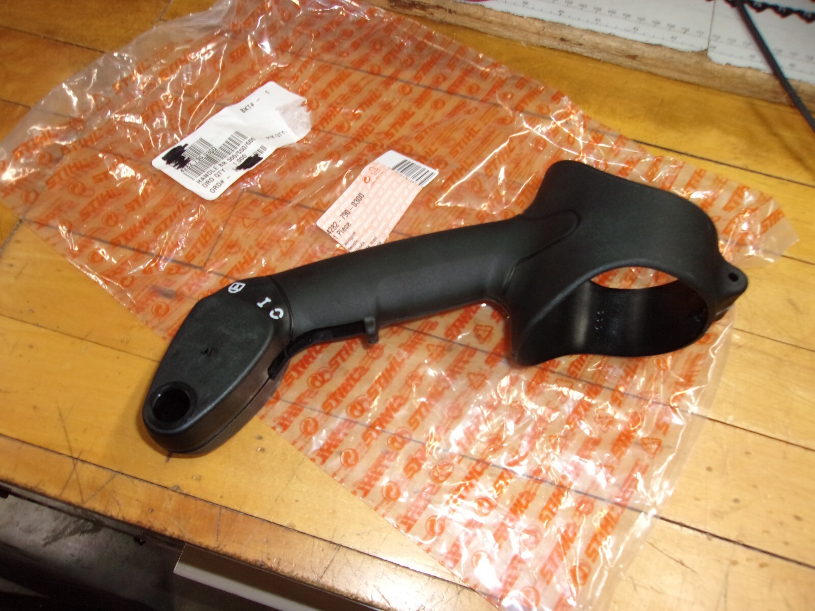 Stihl OEM BP Blower Clam Shell Handle Grip BR 500 550 600 4282-790-0300 #GM-VA0B gallery