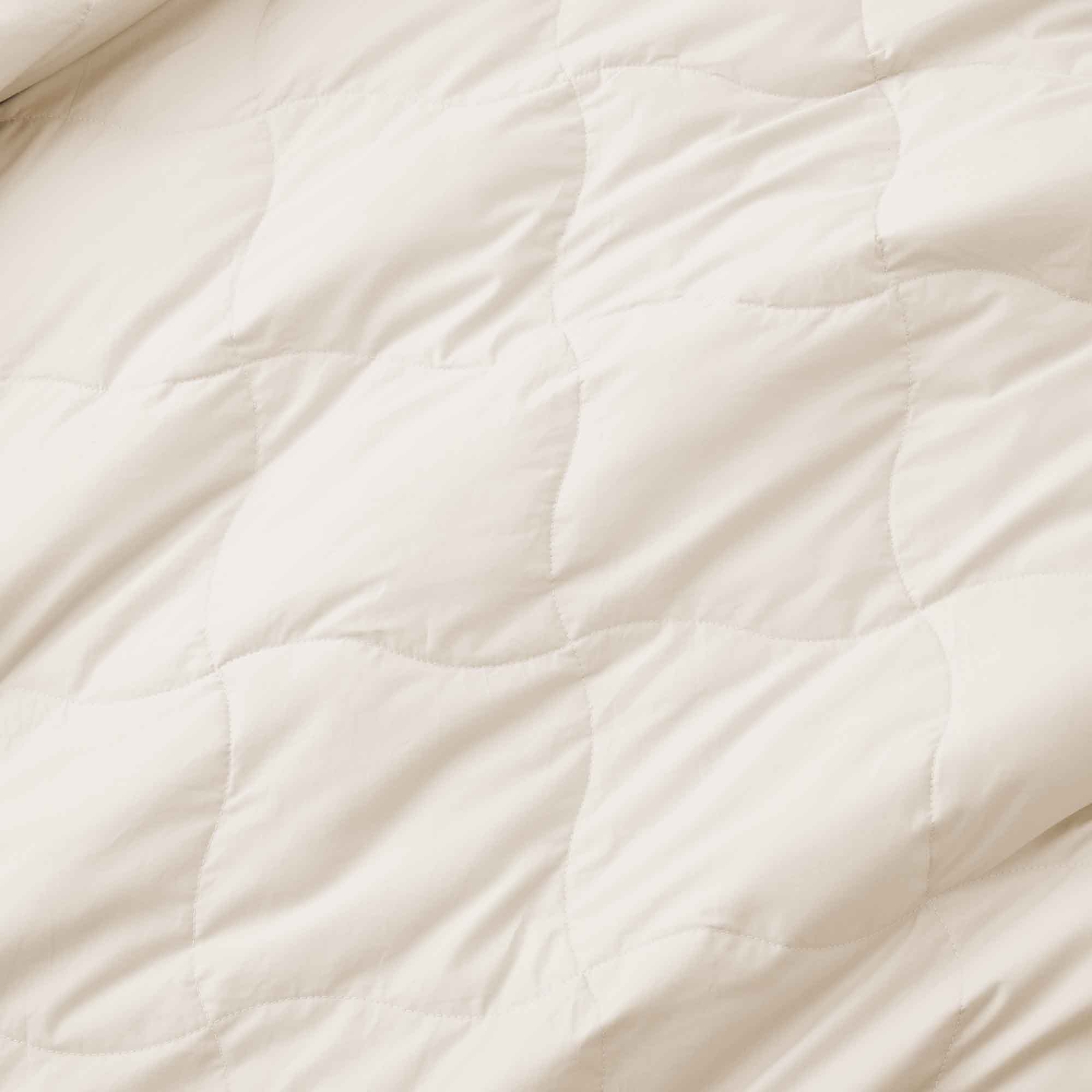 Satin Edge Oversized Goose Down Blend Blanket, King or Queen Bed Blanket gallery